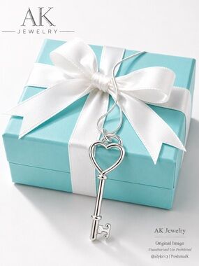 💎LUXURY Necklace Polished Silver-Tone Heart Key Pendant  | AK Jewelry™